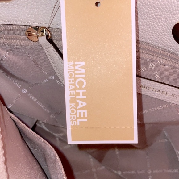 New Michael Kors MK Nicole Medium Shoulder Bag Tote Purse Vanilla White - Picture 13 of 14